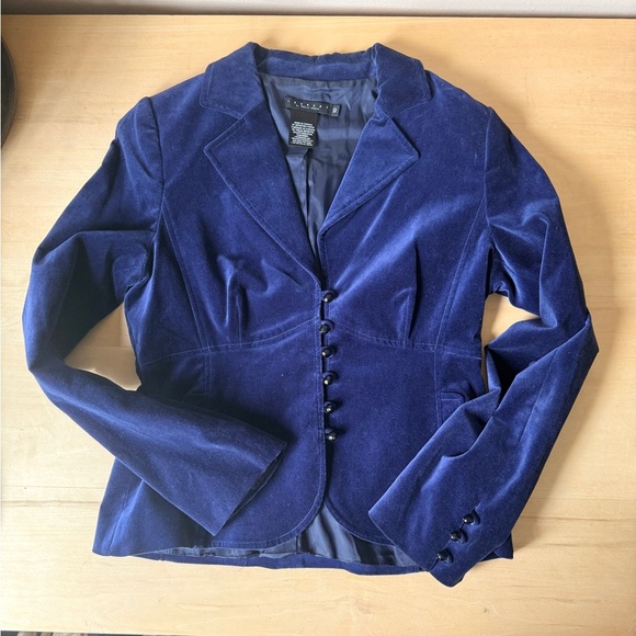 Laundry By Shelli Segal Jackets & Blazers - Vintage y2k velvet navy blue blazer with bead buttons - 10